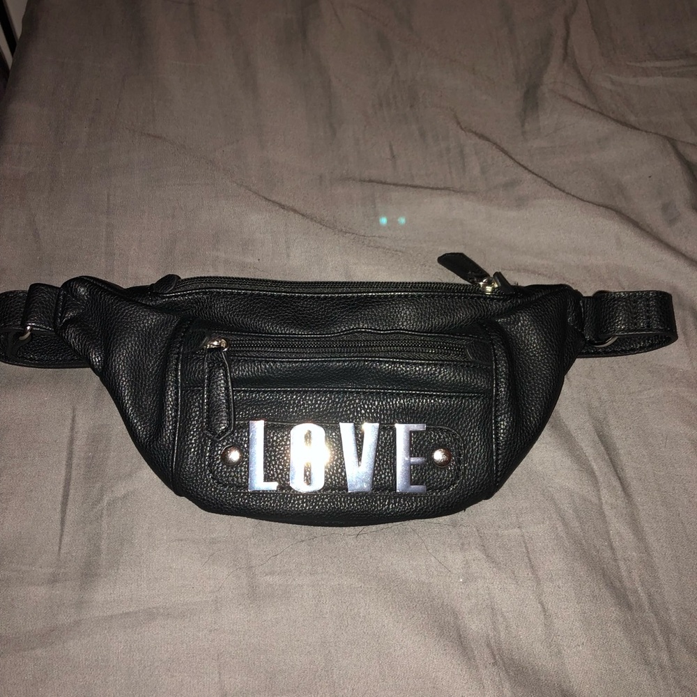 Love Fanny Pack